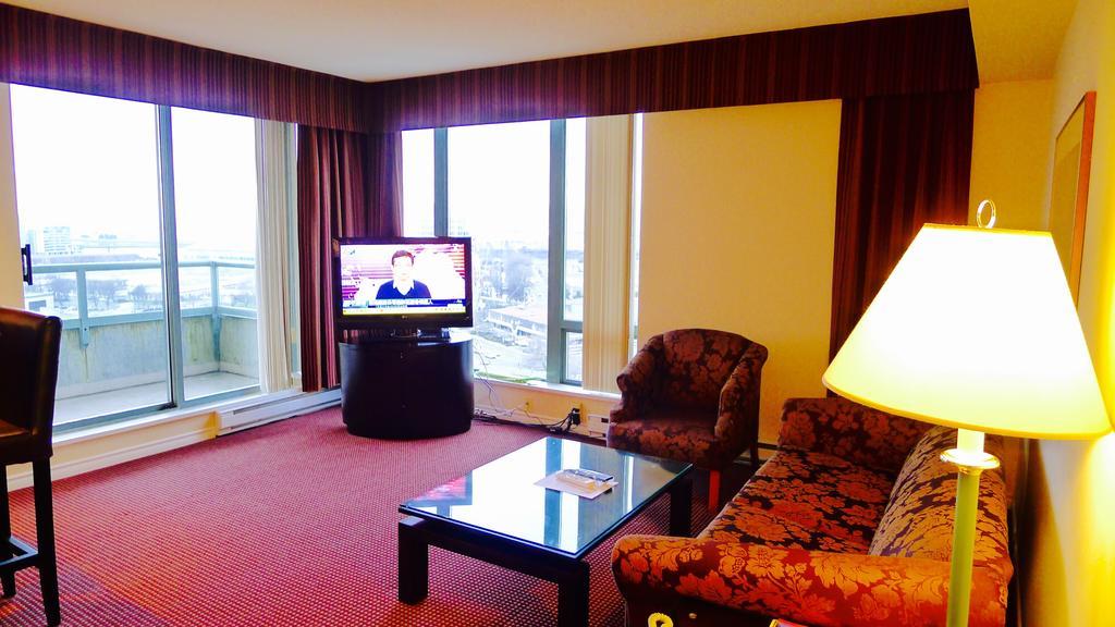 Vancouver Airport Condos Richmond Room photo
